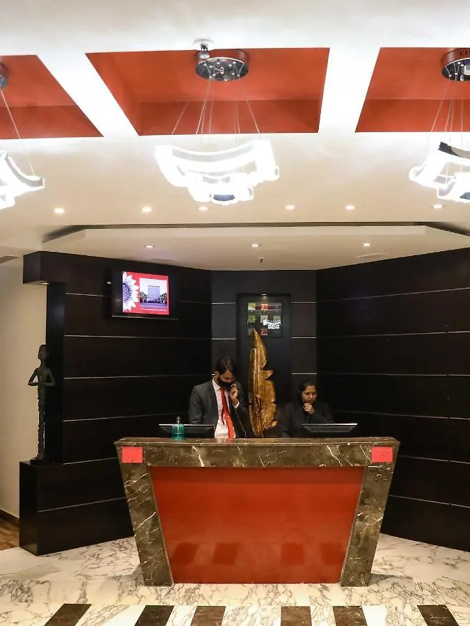 Hotel DS Clarks Inn Gurgaon 4*,