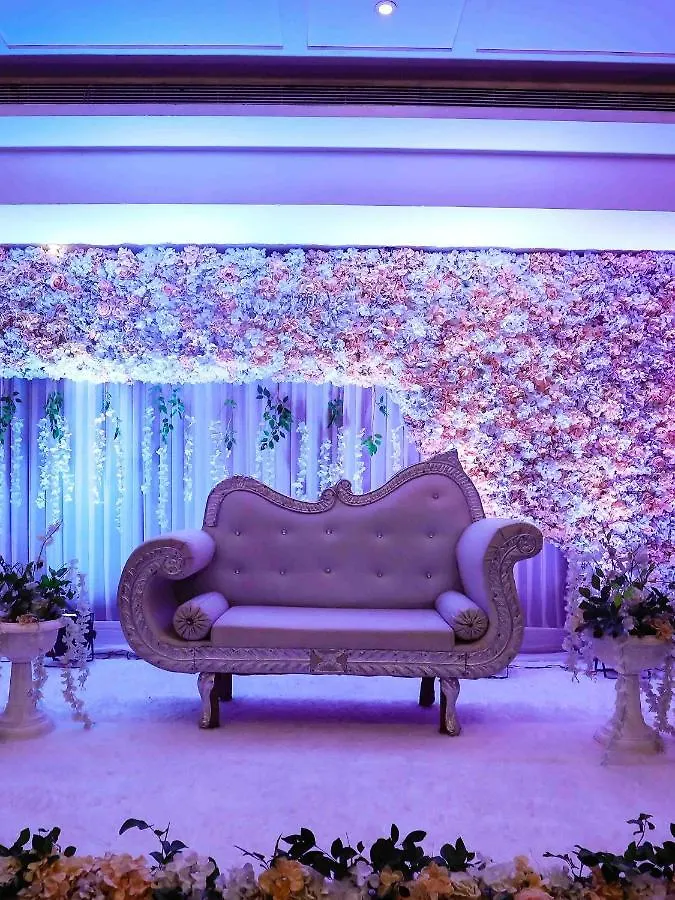 Hotel DS Clarks Inn Gurgaon
